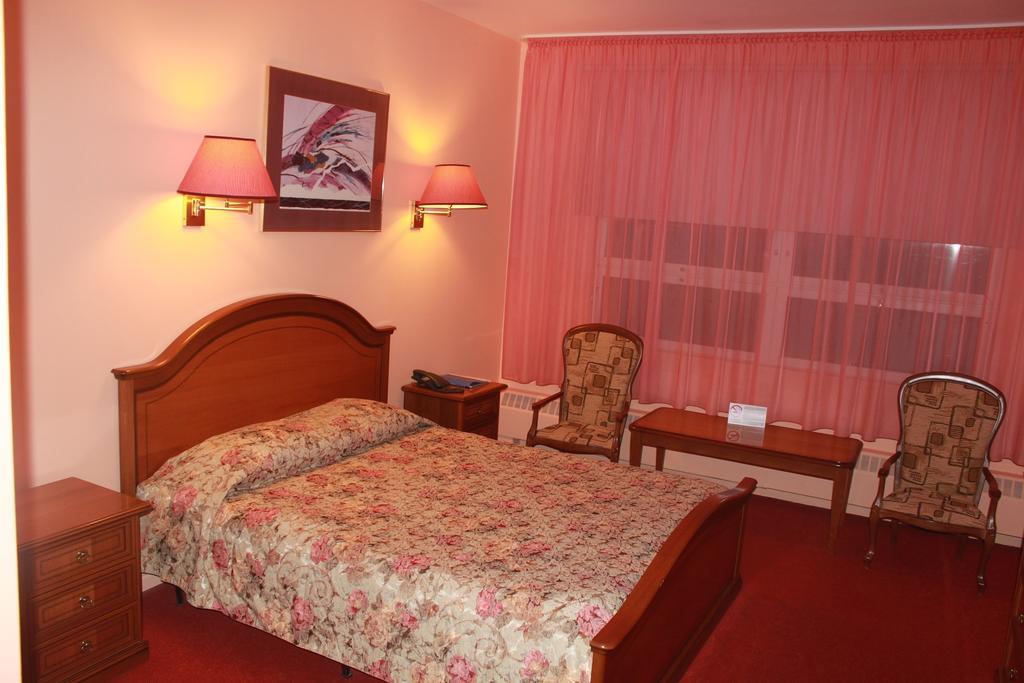 Hotel Arktika Salekhard Δωμάτιο φωτογραφία